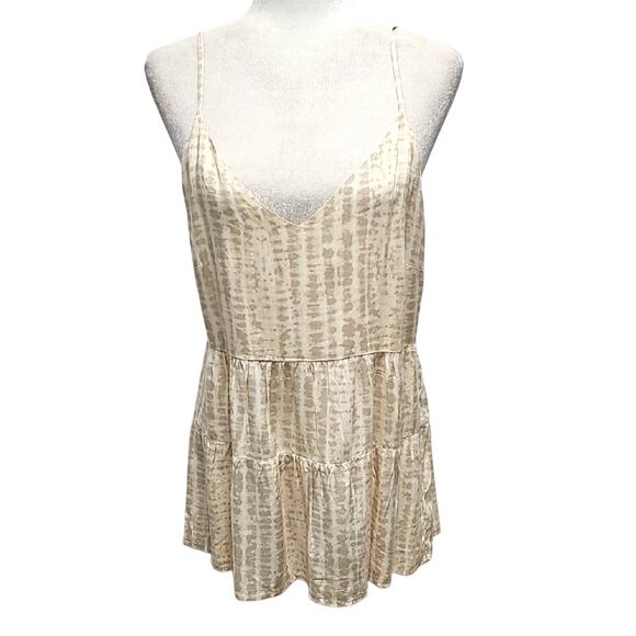 Old Navy Womens Cream/Tan Print Tiered Adjustable Spaghetti Strap Top L (NWT) - Picture 1 of 12